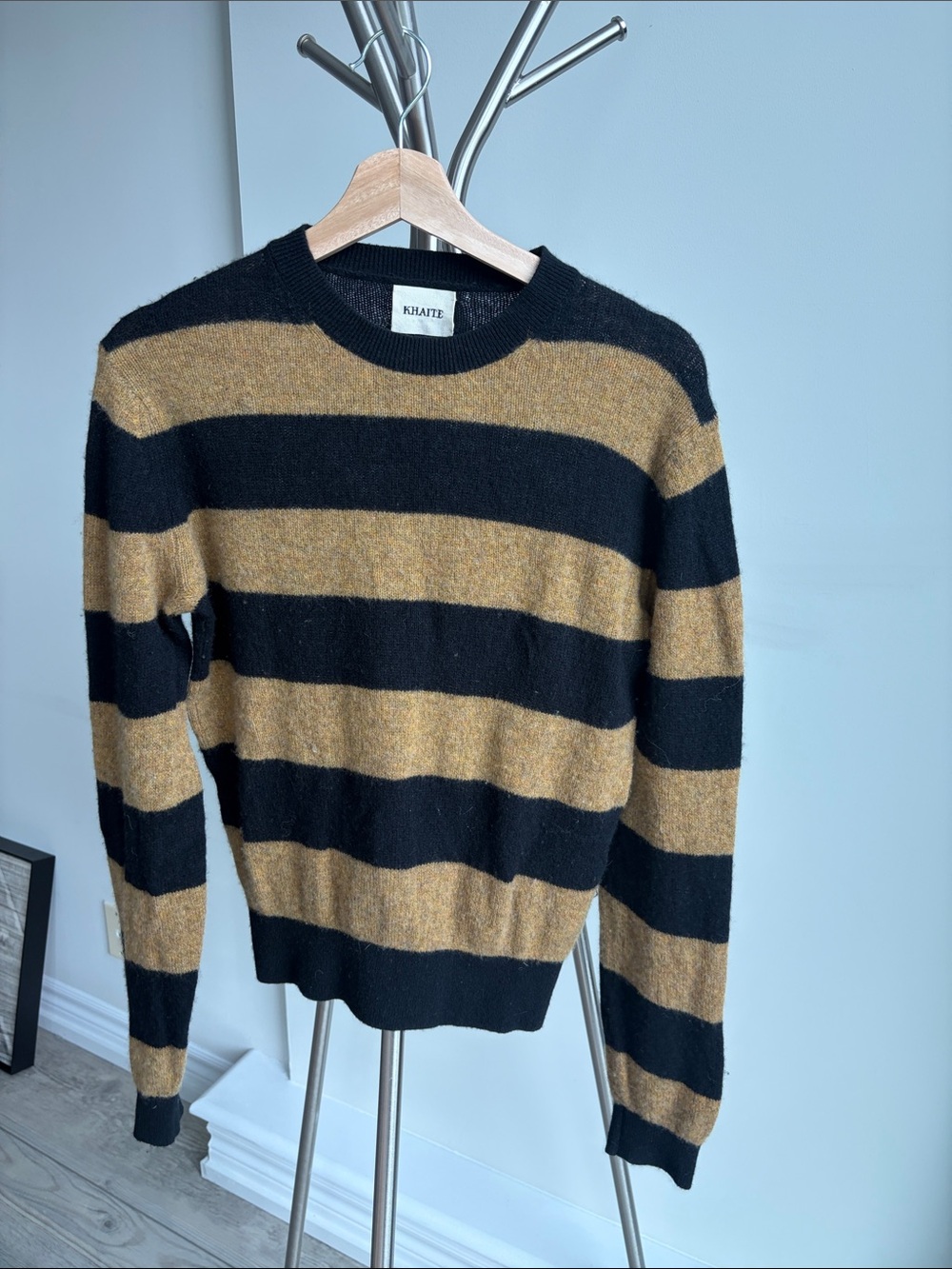 KHAITE Black and Gold Horizontal Stripe Crewneck cashmere sweater